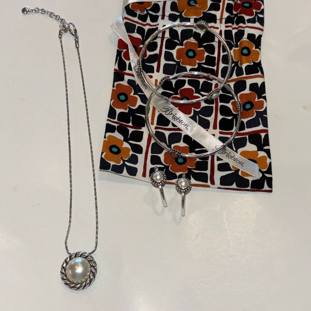 Brighton 4 pc set silver & reversible Pearl Magic necklace 2 bracelet & earrings